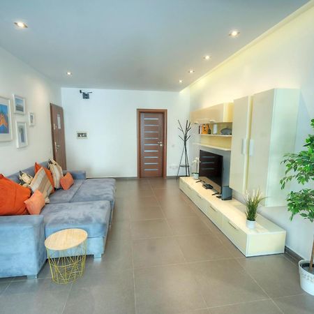 Bright & Large 2Bedrooms In Sliema Center Mpor1-1 외부 사진