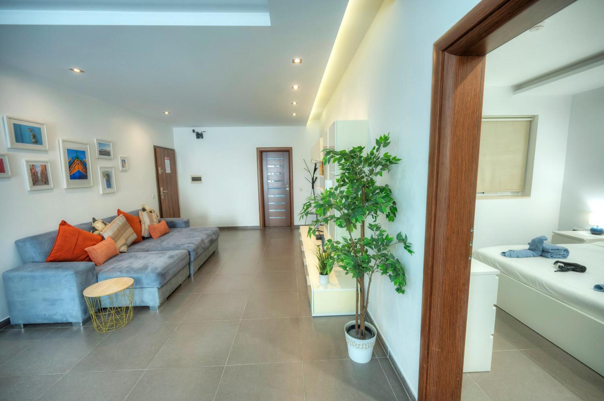 Bright & Large 2Bedrooms In Sliema Center Mpor1-1 외부 사진